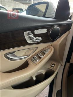 مێرسێدس بێنز GLC